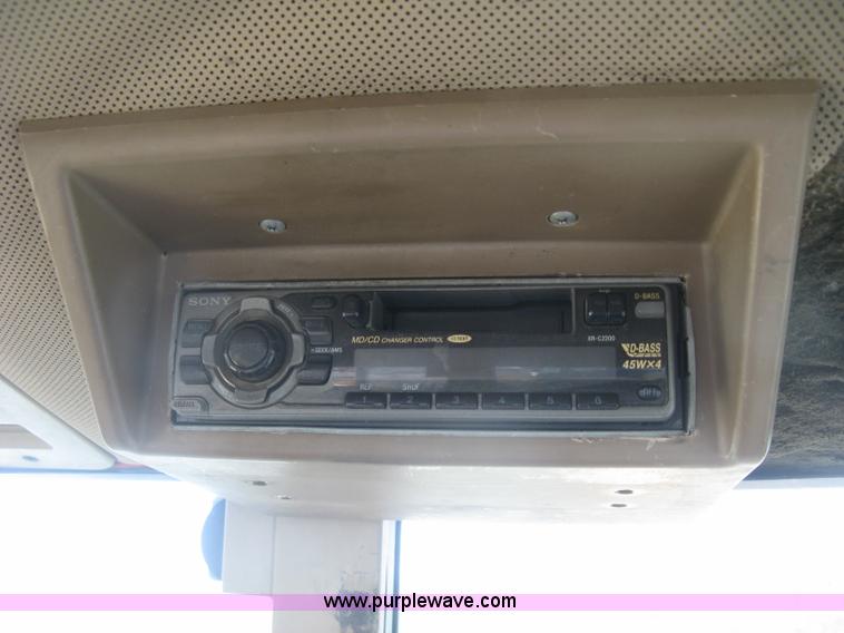 image for item J2805 1996 John Deere 6400 MFWD tractor