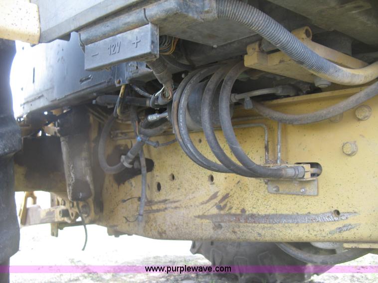 image for item J2805 1996 John Deere 6400 MFWD tractor