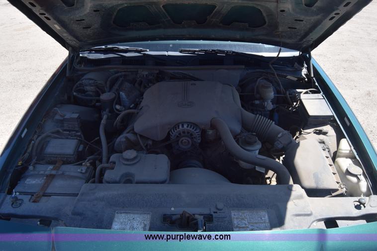 image for item J2808 2000 Ford Crown Victoria Police Interceptor