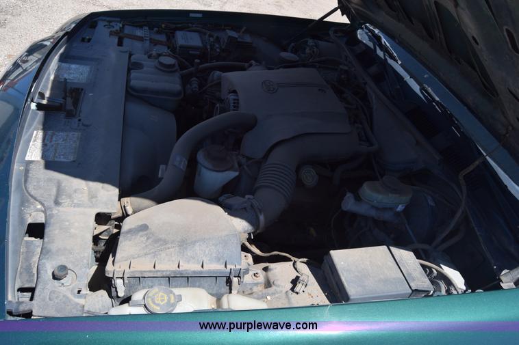 image for item J2808 2000 Ford Crown Victoria Police Interceptor