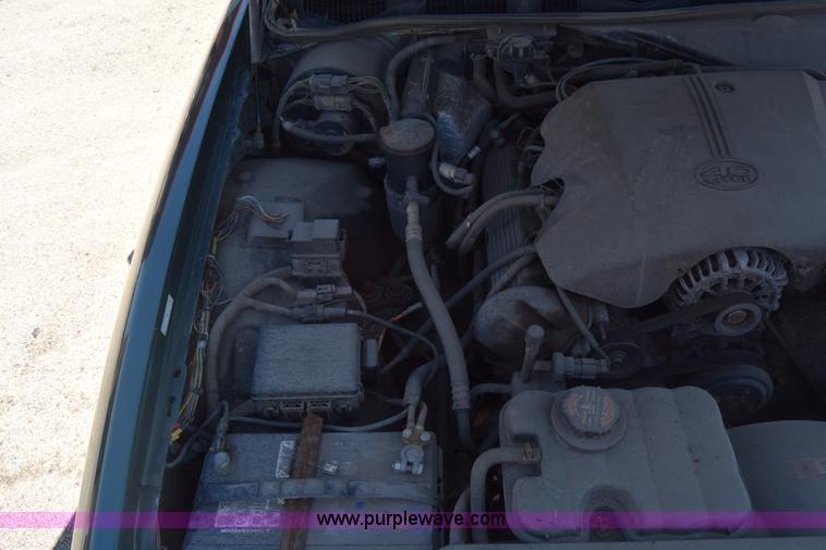 image for item J2808 2000 Ford Crown Victoria Police Interceptor