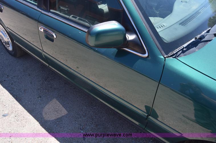 image for item J2808 2000 Ford Crown Victoria Police Interceptor