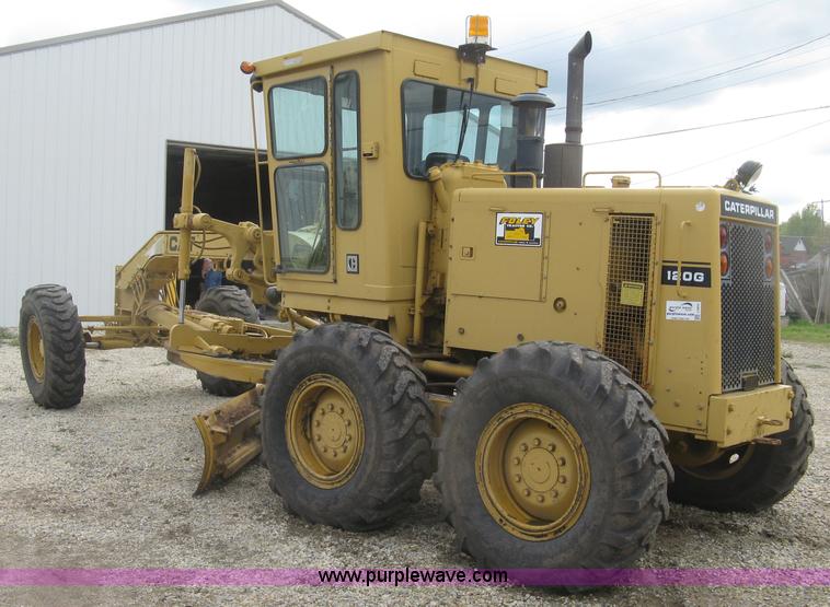 image for item J2824 1989 Caterpillar 120G motor grader