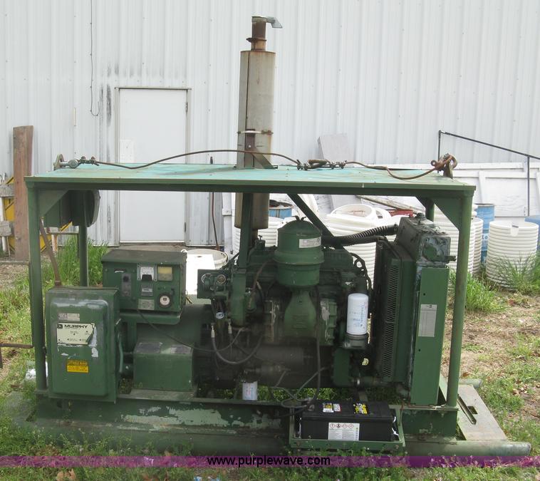 image for item J2825 Stewart & Stevenson 4GD75C generator