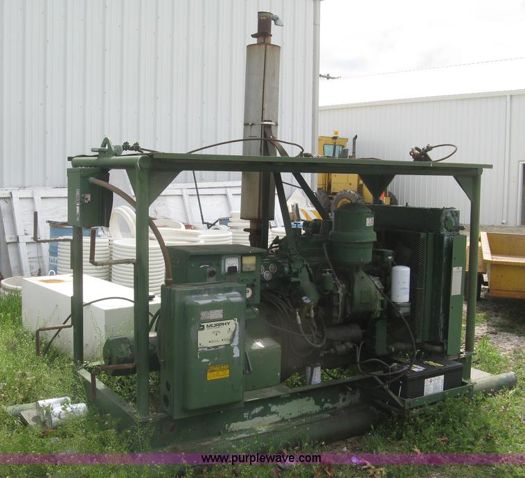 image for item J2825 Stewart & Stevenson 4GD75C generator