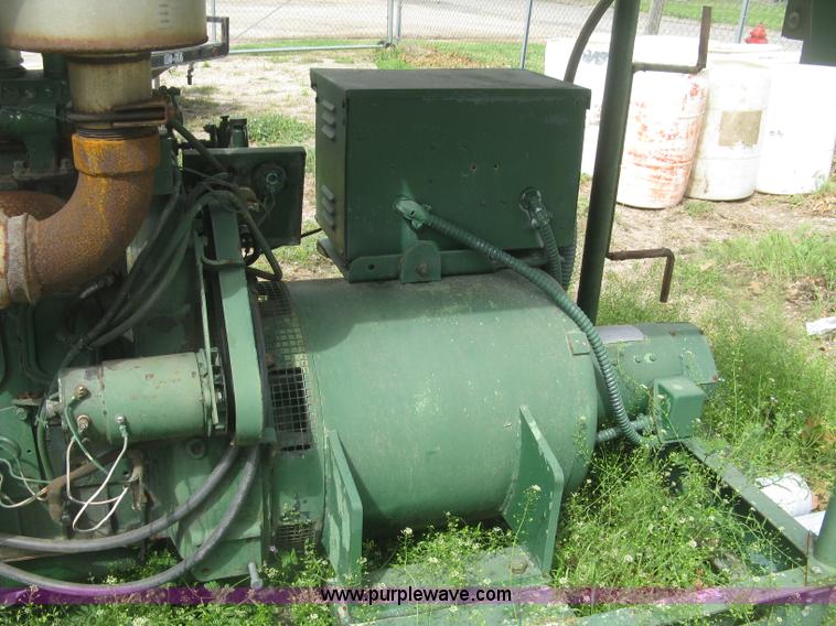 image for item J2825 Stewart & Stevenson 4GD75C generator