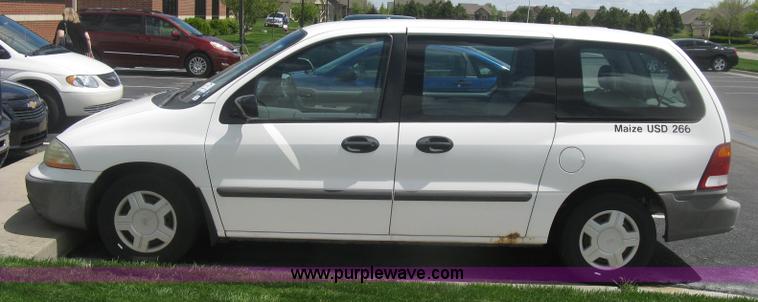 image for item J2827 2001 Ford Windstar LX van