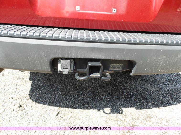 image for item J4107 2004 Ford Explorer SUV