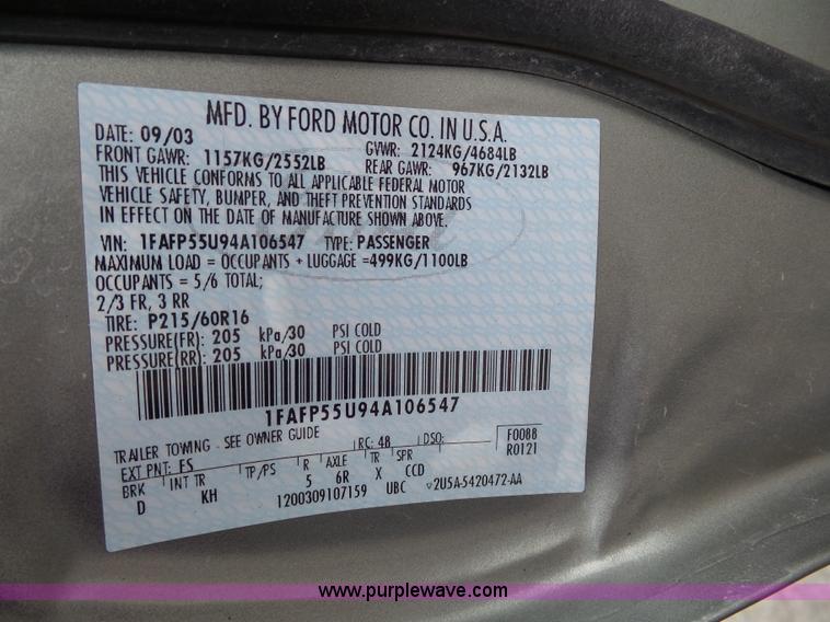 image for item J4117 2004 Ford Taurus SES