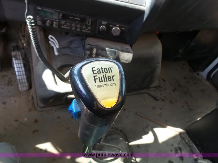 image for item J4139 1999 Volvo WG Akzo Nobel slurry truck