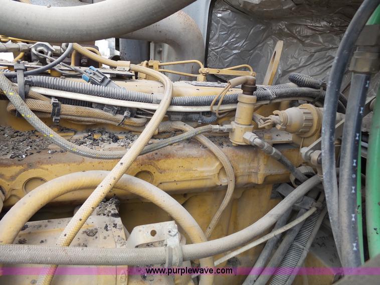 image for item J4139 1999 Volvo WG Akzo Nobel slurry truck