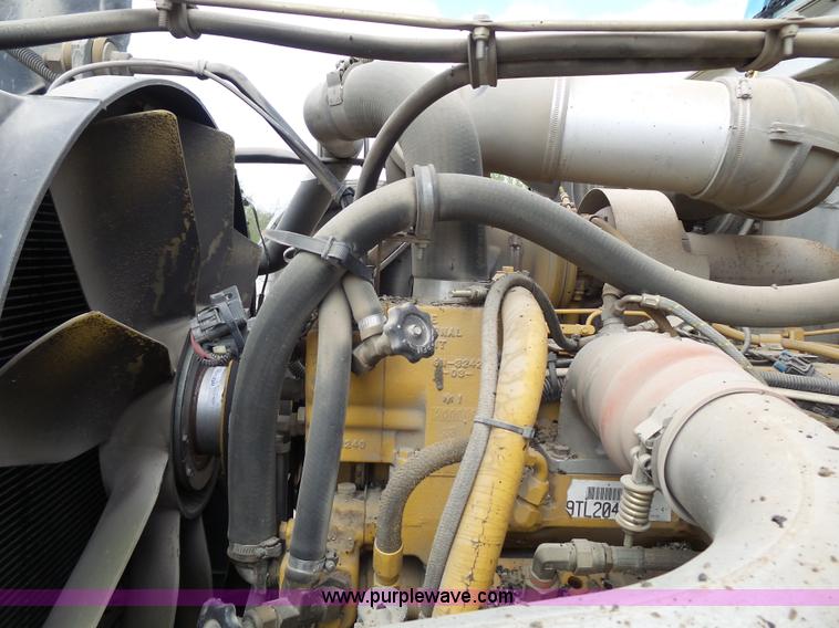 image for item J4139 1999 Volvo WG Akzo Nobel slurry truck