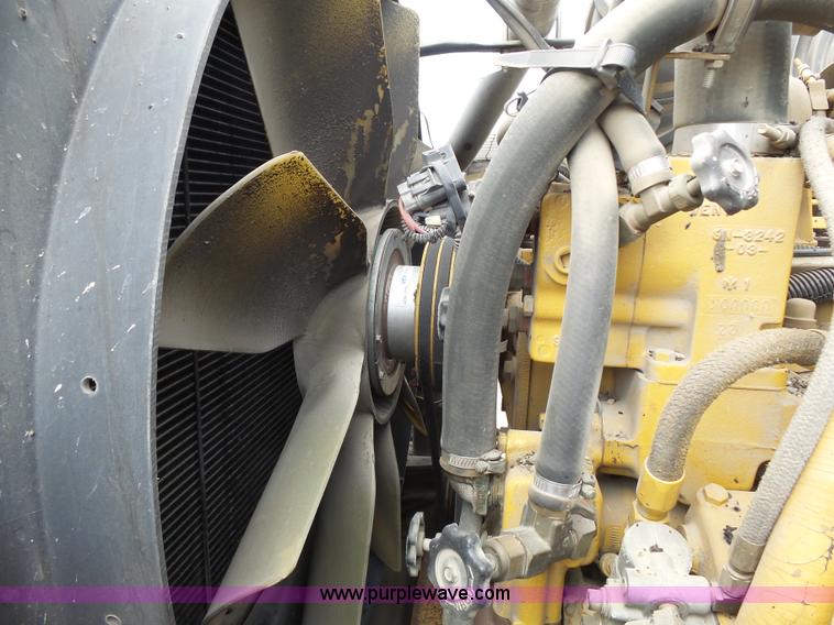 image for item J4139 1999 Volvo WG Akzo Nobel slurry truck