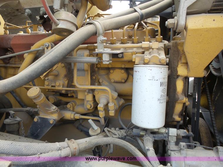 image for item J4139 1999 Volvo WG Akzo Nobel slurry truck