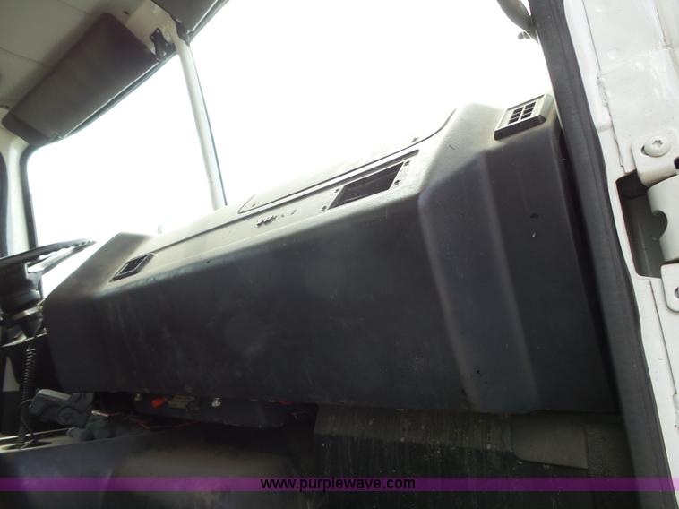 image for item J4139 1999 Volvo WG Akzo Nobel slurry truck