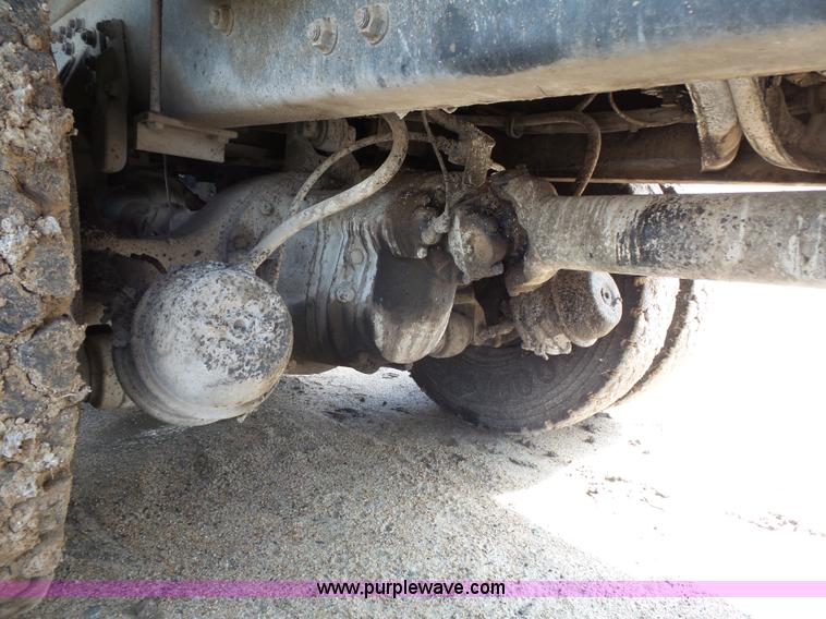 image for item J4139 1999 Volvo WG Akzo Nobel slurry truck