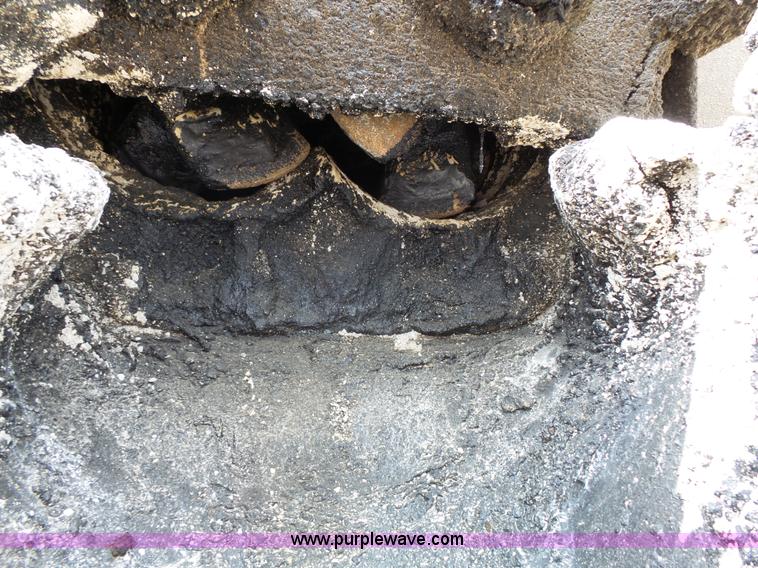 image for item J4139 1999 Volvo WG Akzo Nobel slurry truck