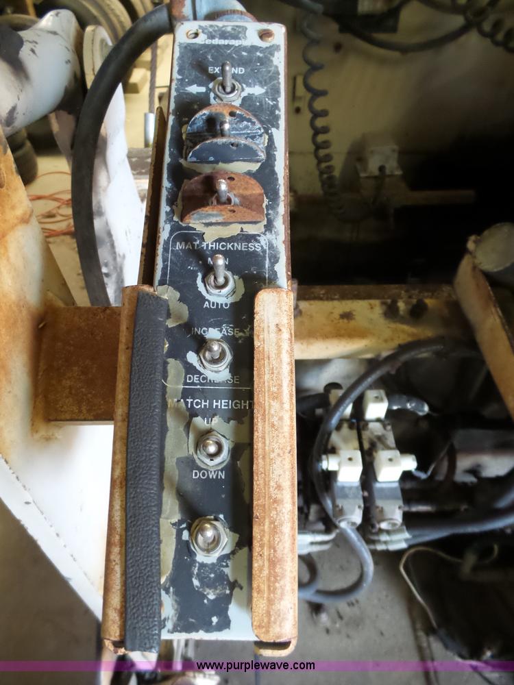 image for item J4961 Cedarapids CR551 hot mix asphalt spreader