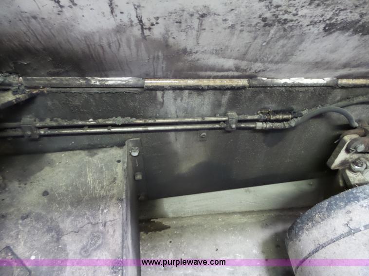 image for item J4961 Cedarapids CR551 hot mix asphalt spreader