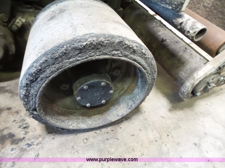 image for item J4961 Cedarapids CR551 hot mix asphalt spreader