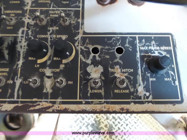 image for item J4961 Cedarapids CR551 hot mix asphalt spreader