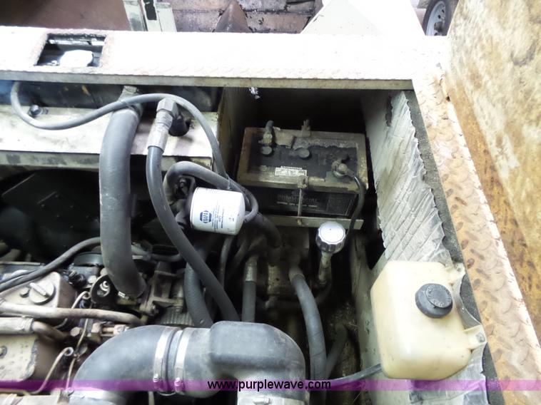 image for item J4961 Cedarapids CR551 hot mix asphalt spreader