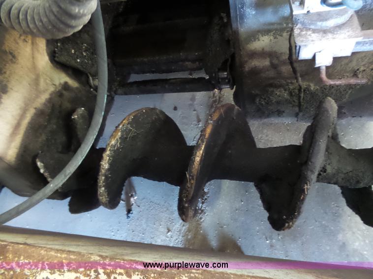 image for item J4961 Cedarapids CR551 hot mix asphalt spreader