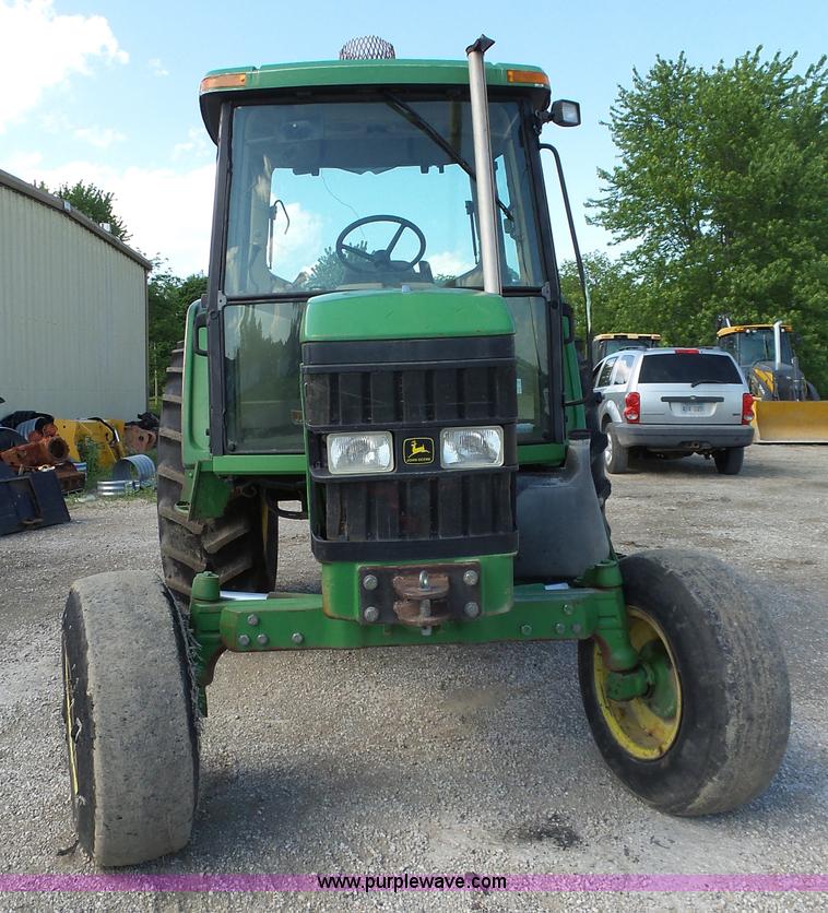 image for item J4962 2001 John Deere 6405 tractor