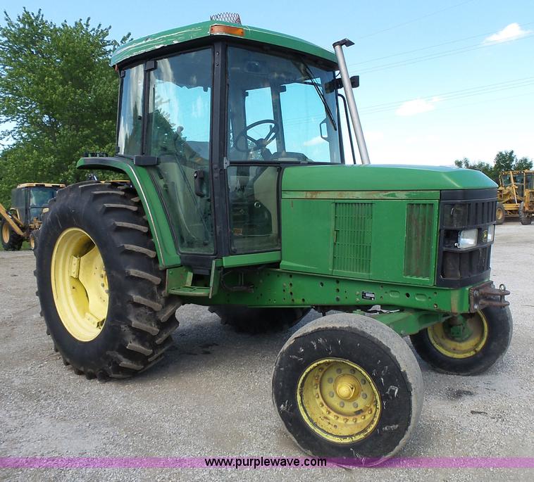 image for item J4962 2001 John Deere 6405 tractor