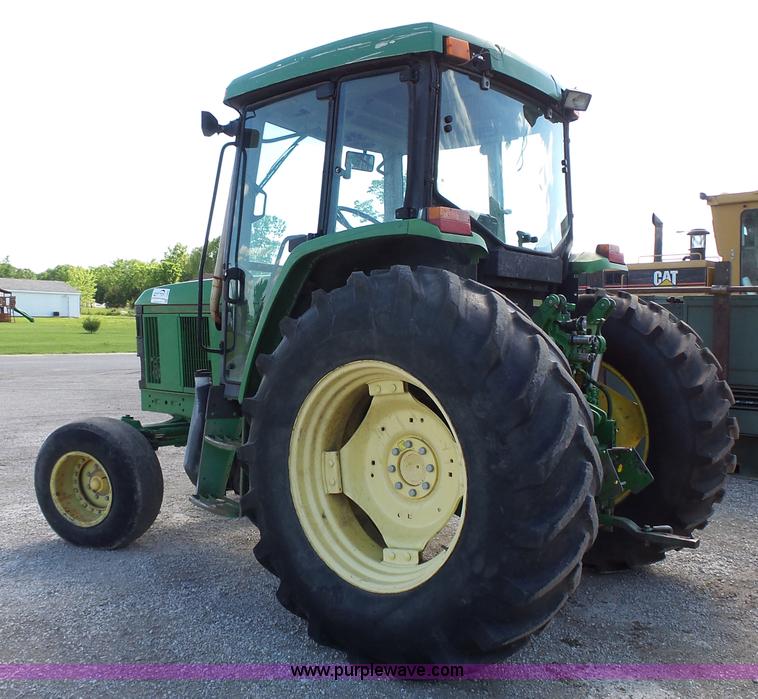 image for item J4962 2001 John Deere 6405 tractor