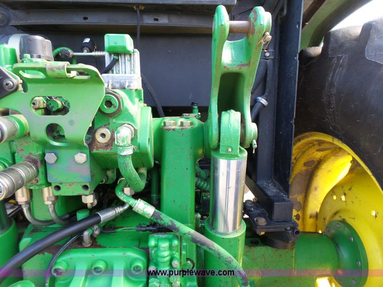 image for item J4962 2001 John Deere 6405 tractor