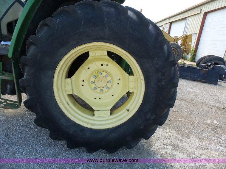 image for item J4962 2001 John Deere 6405 tractor