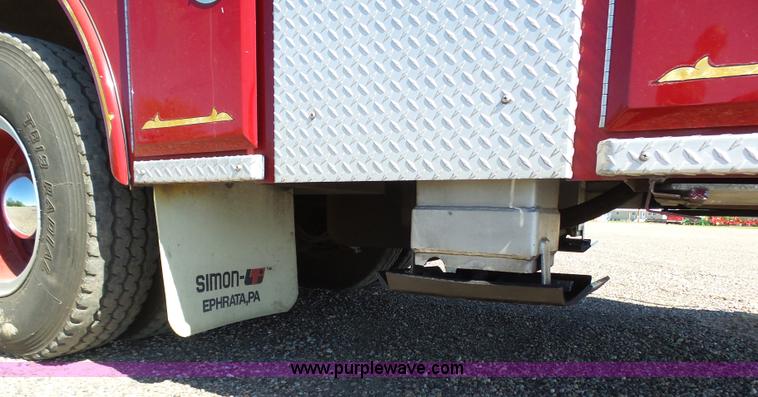 image for item J6107 1982 Hendrickson 1871-WS fire truck