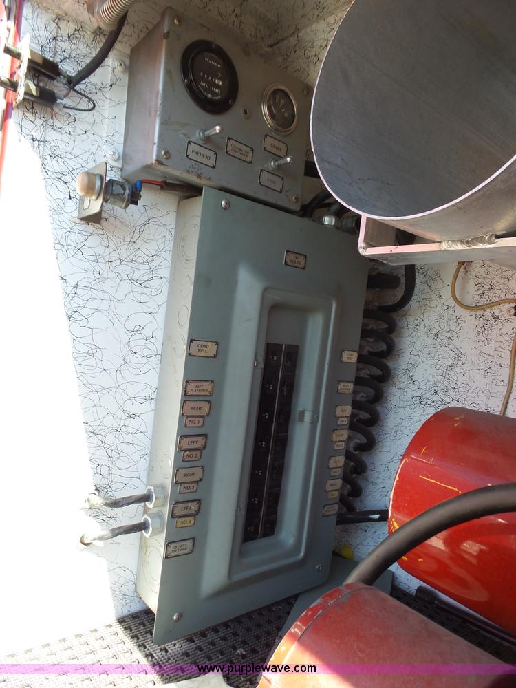 image for item J6107 1982 Hendrickson 1871-WS fire truck