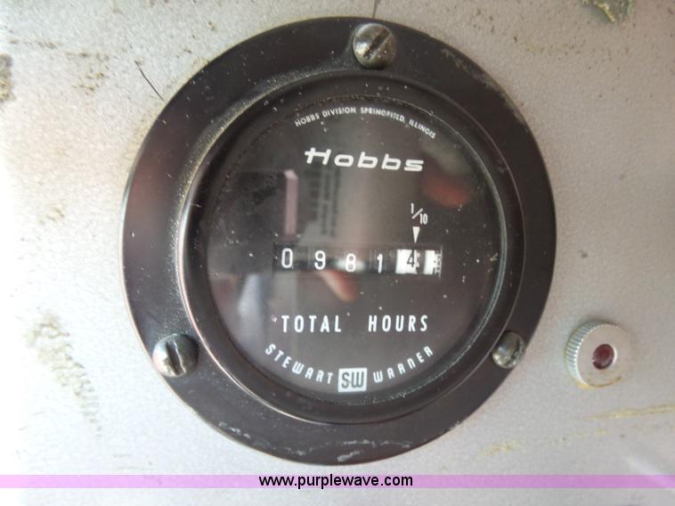 image for item J6107 1982 Hendrickson 1871-WS fire truck