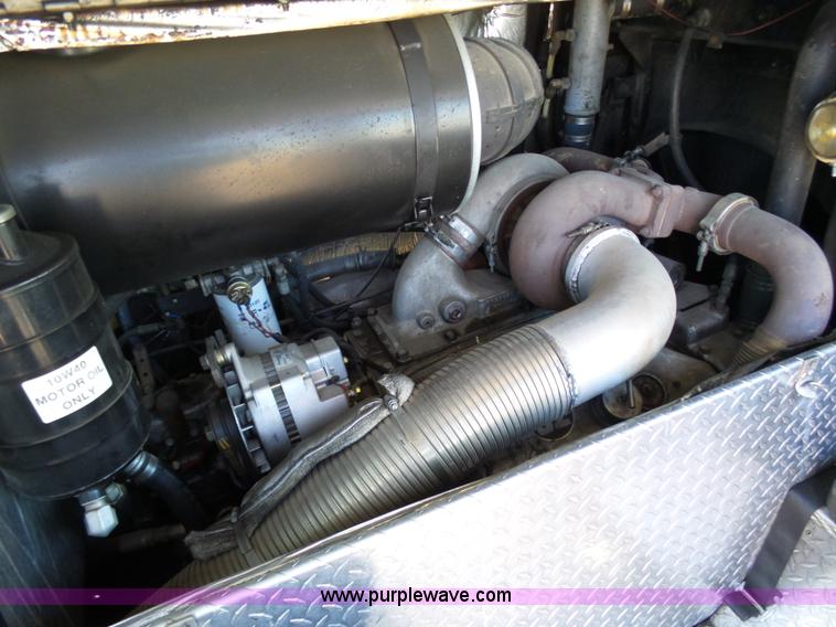 image for item J6107 1982 Hendrickson 1871-WS fire truck