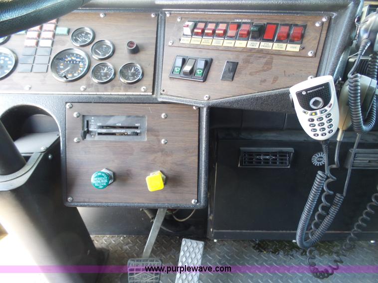 image for item J6107 1982 Hendrickson 1871-WS fire truck