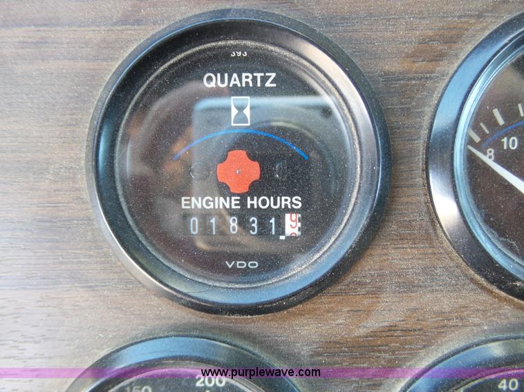 image for item J6107 1982 Hendrickson 1871-WS fire truck