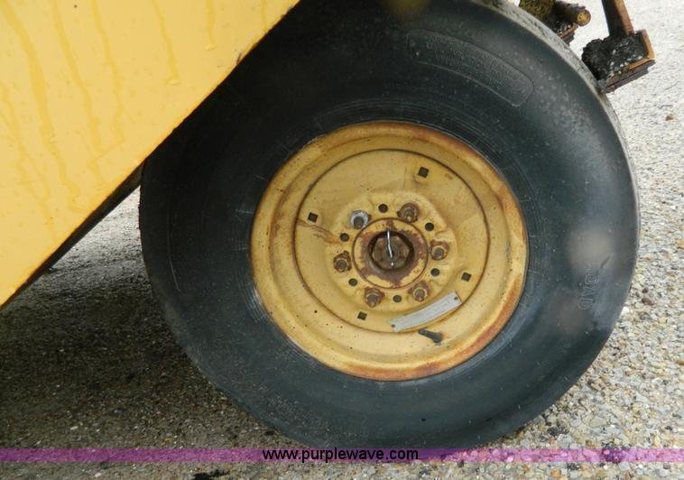 image for item J8977 Bros Inc SP3000 pneumatic roller