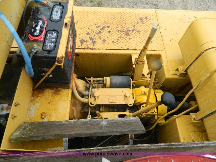 image for item J8977 Bros Inc SP3000 pneumatic roller