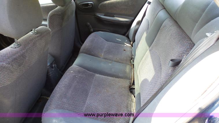 image for item K4073 2000 Dodge Neon