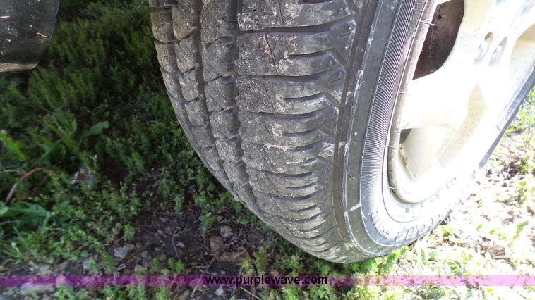 image for item K4073 2000 Dodge Neon