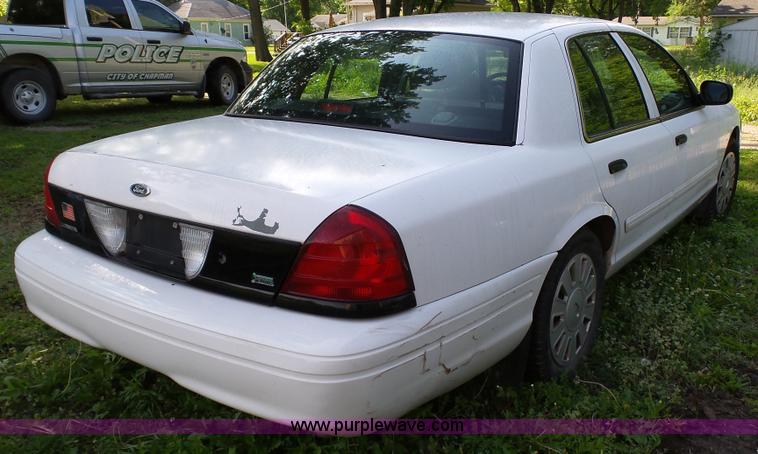 image for item K4074 2009 Ford Crown Victoria