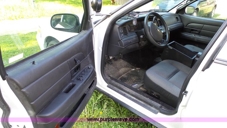 image for item K4074 2009 Ford Crown Victoria
