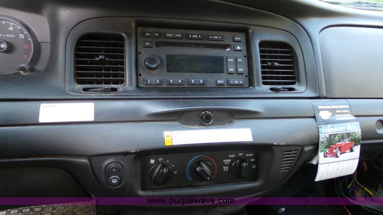 image for item K4074 2009 Ford Crown Victoria