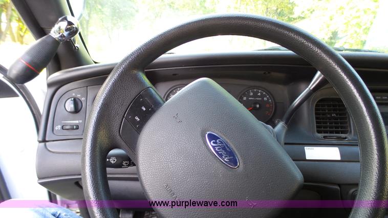 image for item K4074 2009 Ford Crown Victoria