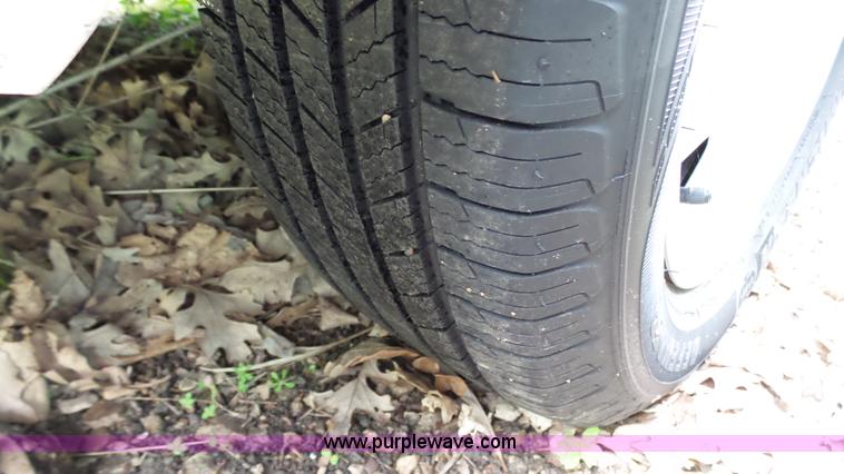 image for item K4176 2006 Ford Taurus