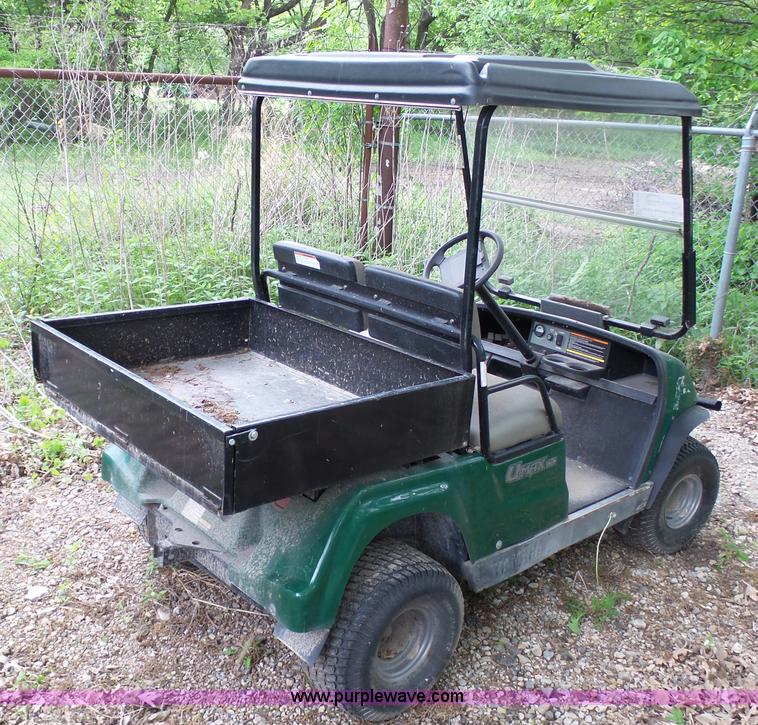 image for item K4177 2006 Yamaha U-Max golf cart
