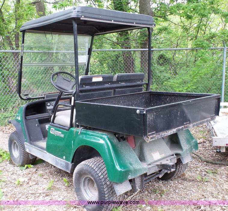 image for item K4177 2006 Yamaha U-Max golf cart
