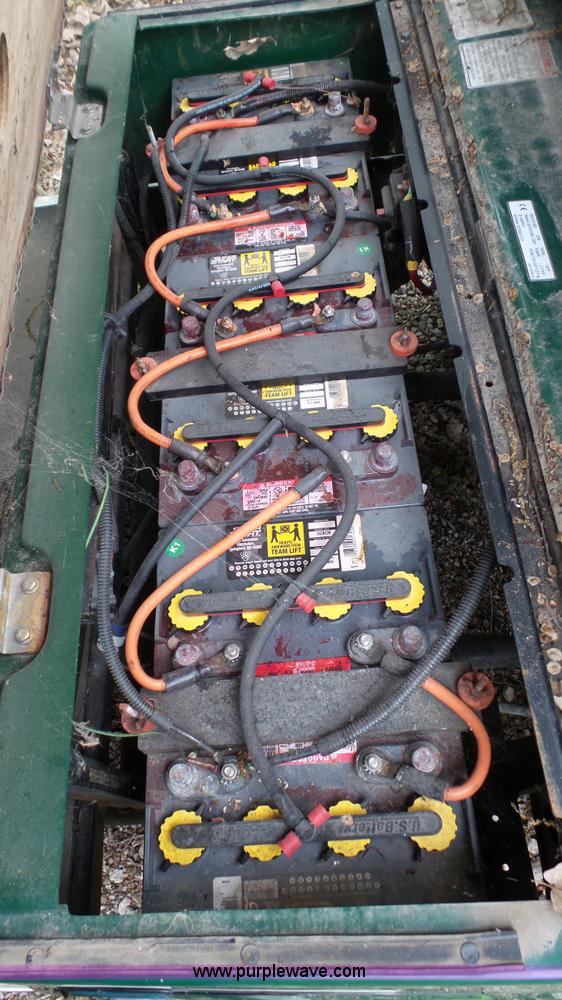 image for item K4177 2006 Yamaha U-Max golf cart